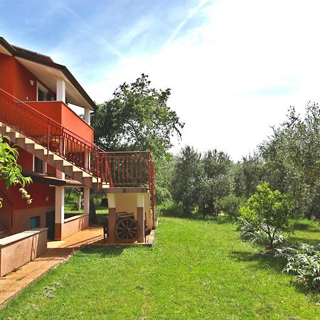 Apartment Zita With 1 Bedroom In Relaxing Surroundings Near Umag Умаг Экстерьер фото