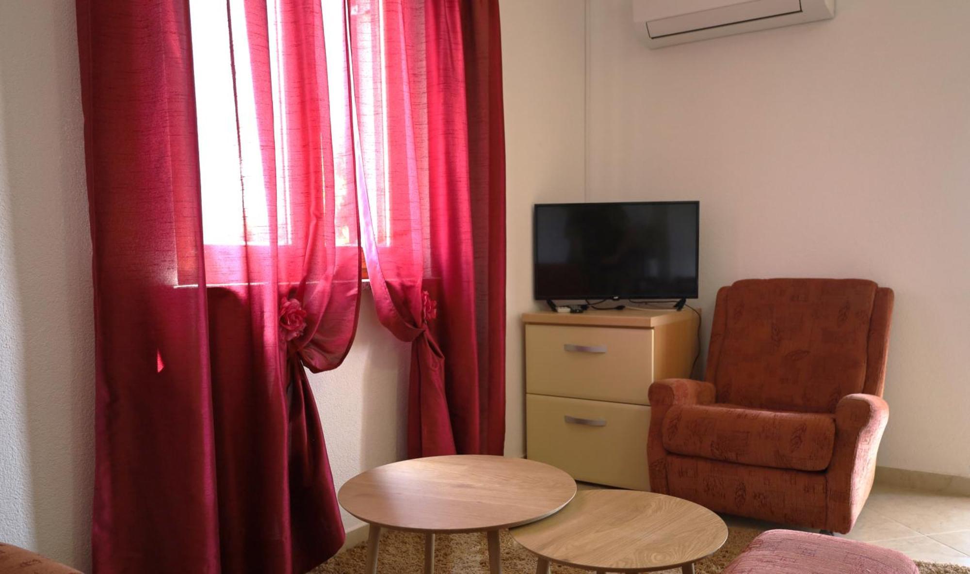 Apartment Zita With 1 Bedroom In Relaxing Surroundings Near Umag Умаг Экстерьер фото