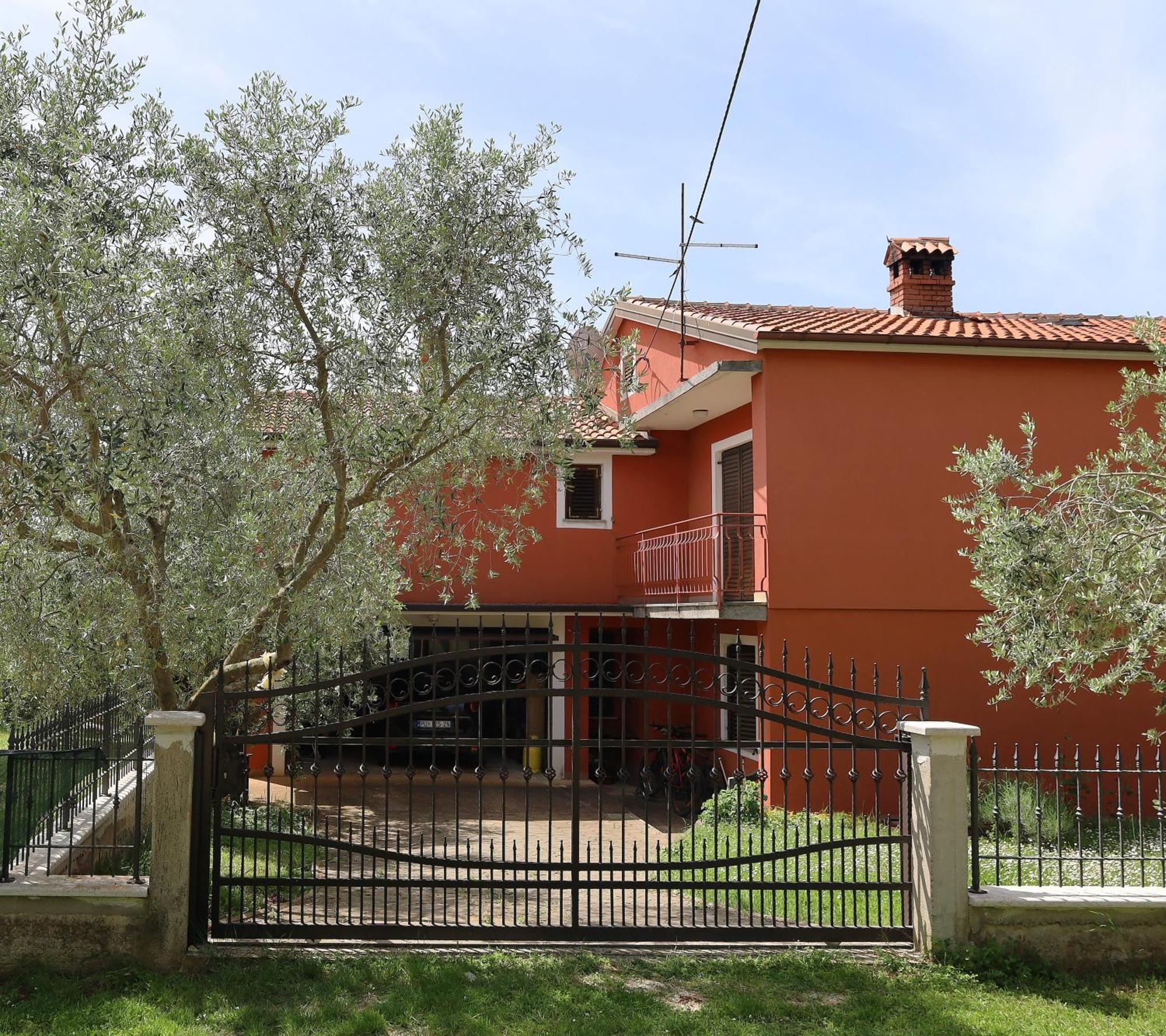 Apartment Zita With 1 Bedroom In Relaxing Surroundings Near Umag Умаг Экстерьер фото