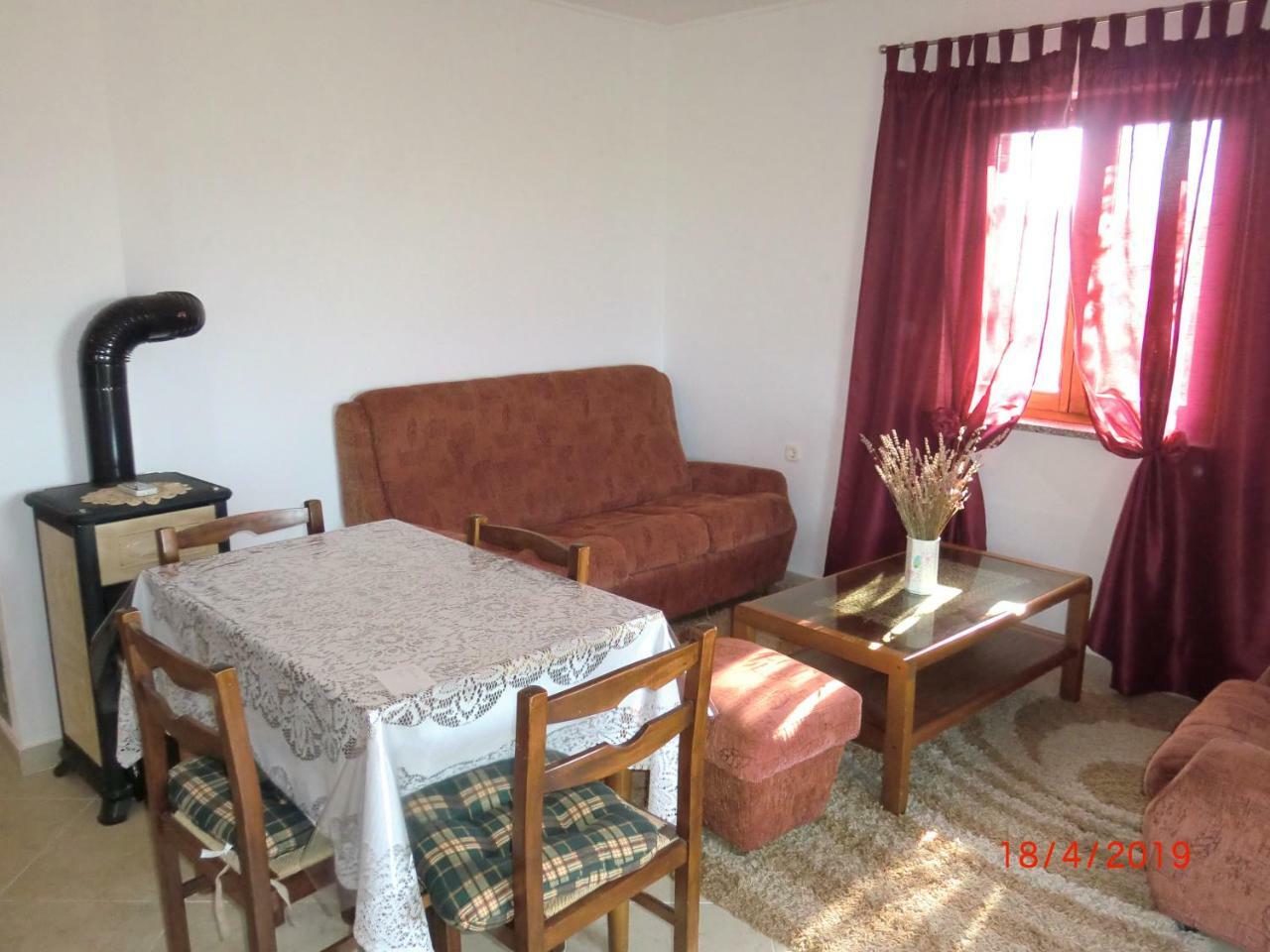 Apartment Zita With 1 Bedroom In Relaxing Surroundings Near Umag Умаг Экстерьер фото